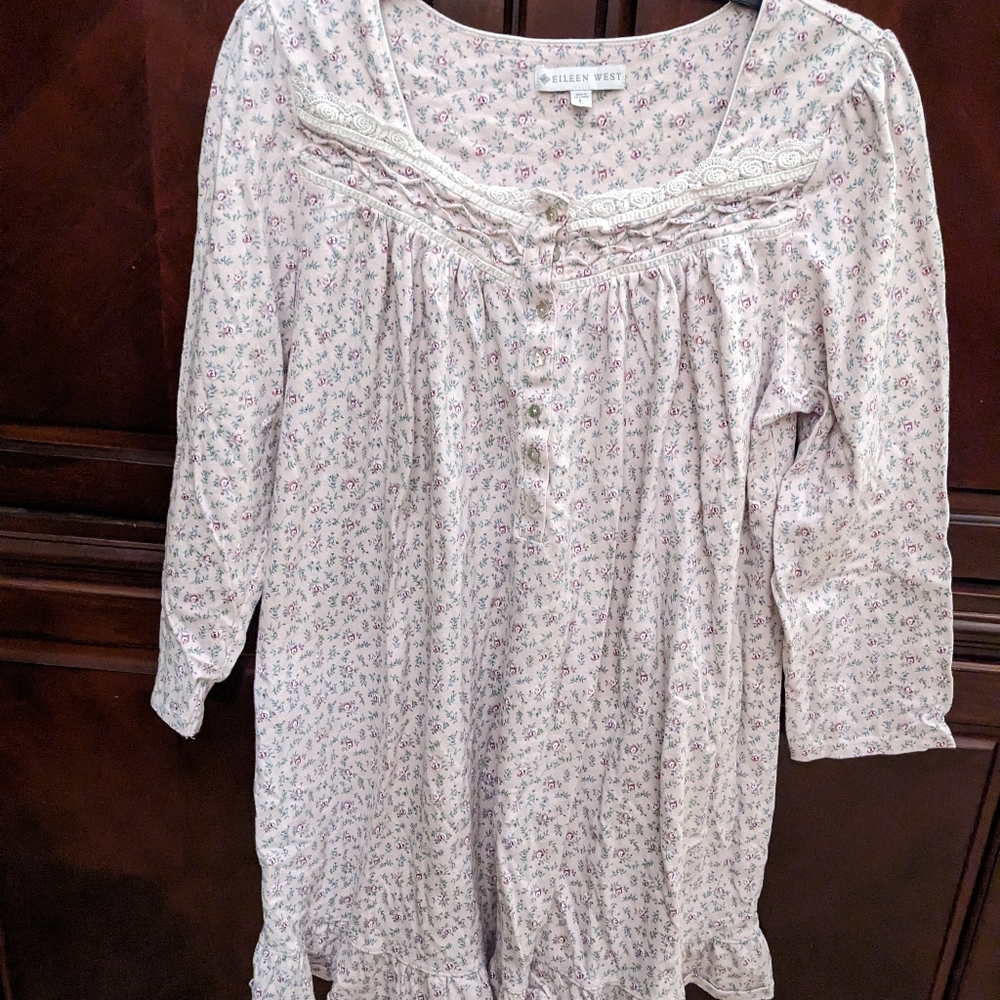 Ladies Eileen West Winter Nightgown sz Large